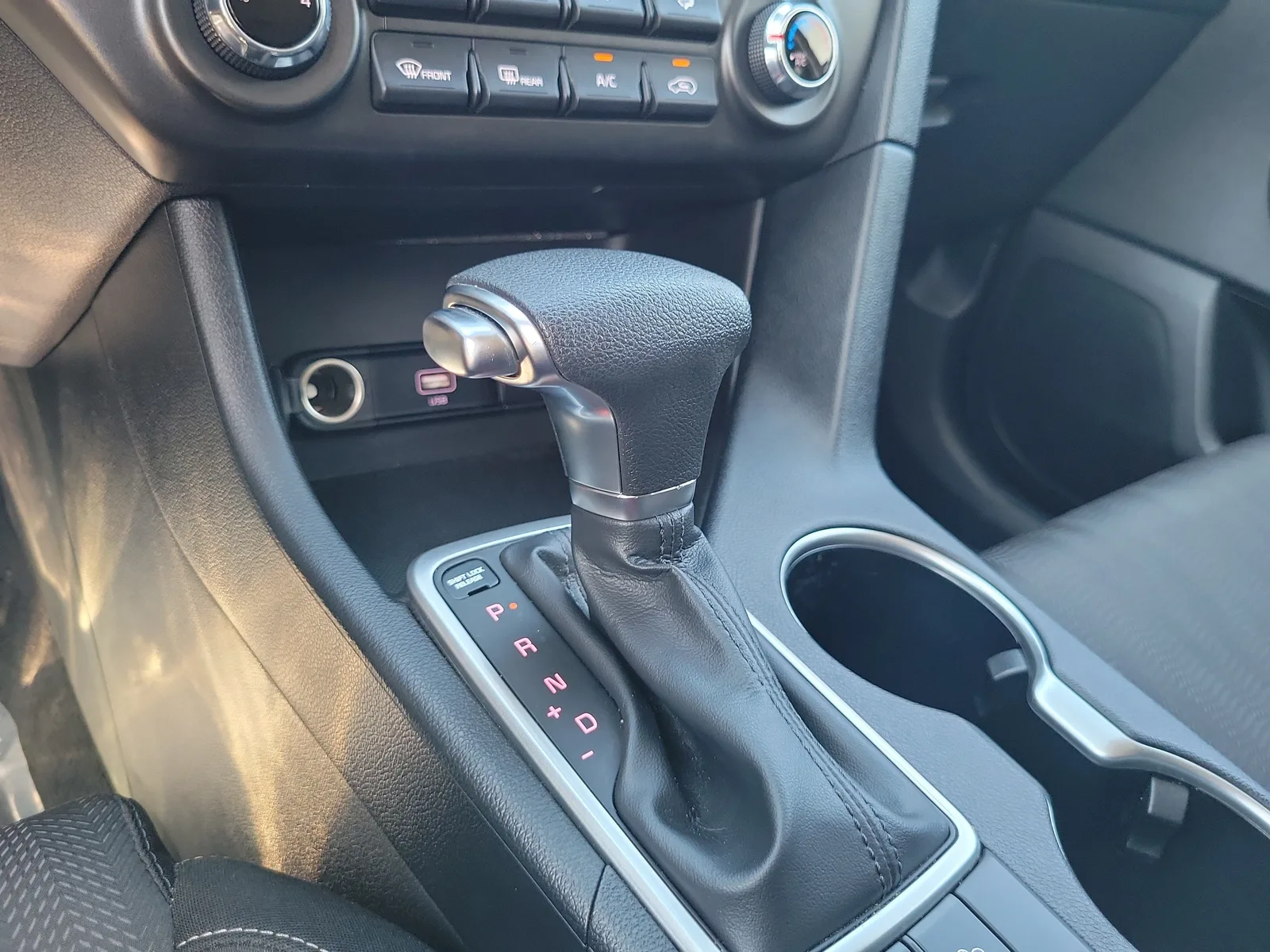 2020 Kia Sportage LX photo 21