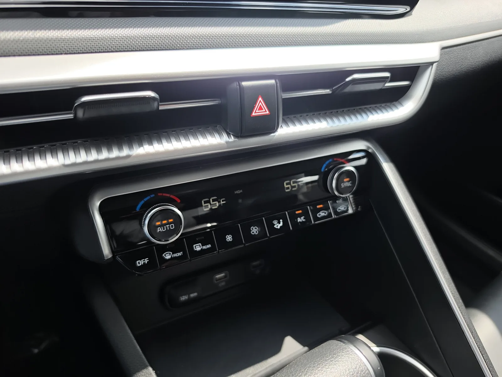 2024 Kia K5 GT-Line photo 29