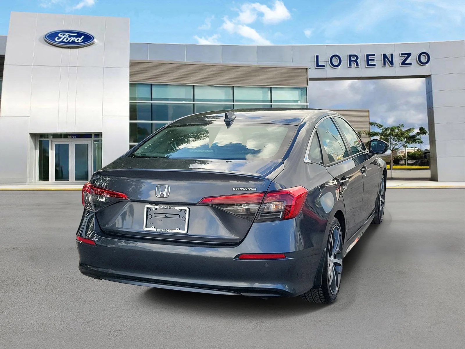 2024 Honda Civic Sedan Touring photo 5