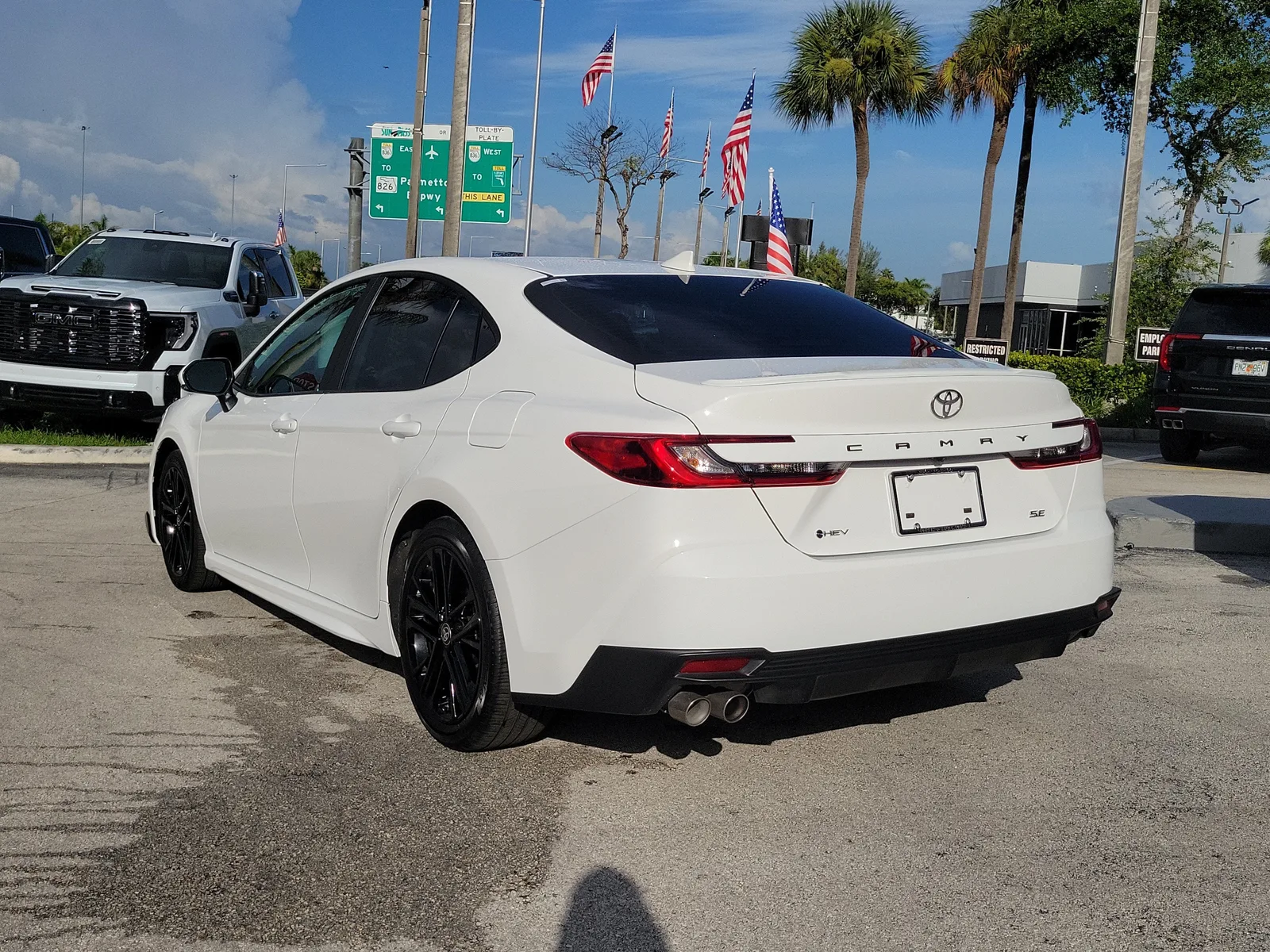 2026 Toyota Camry LE photo 8