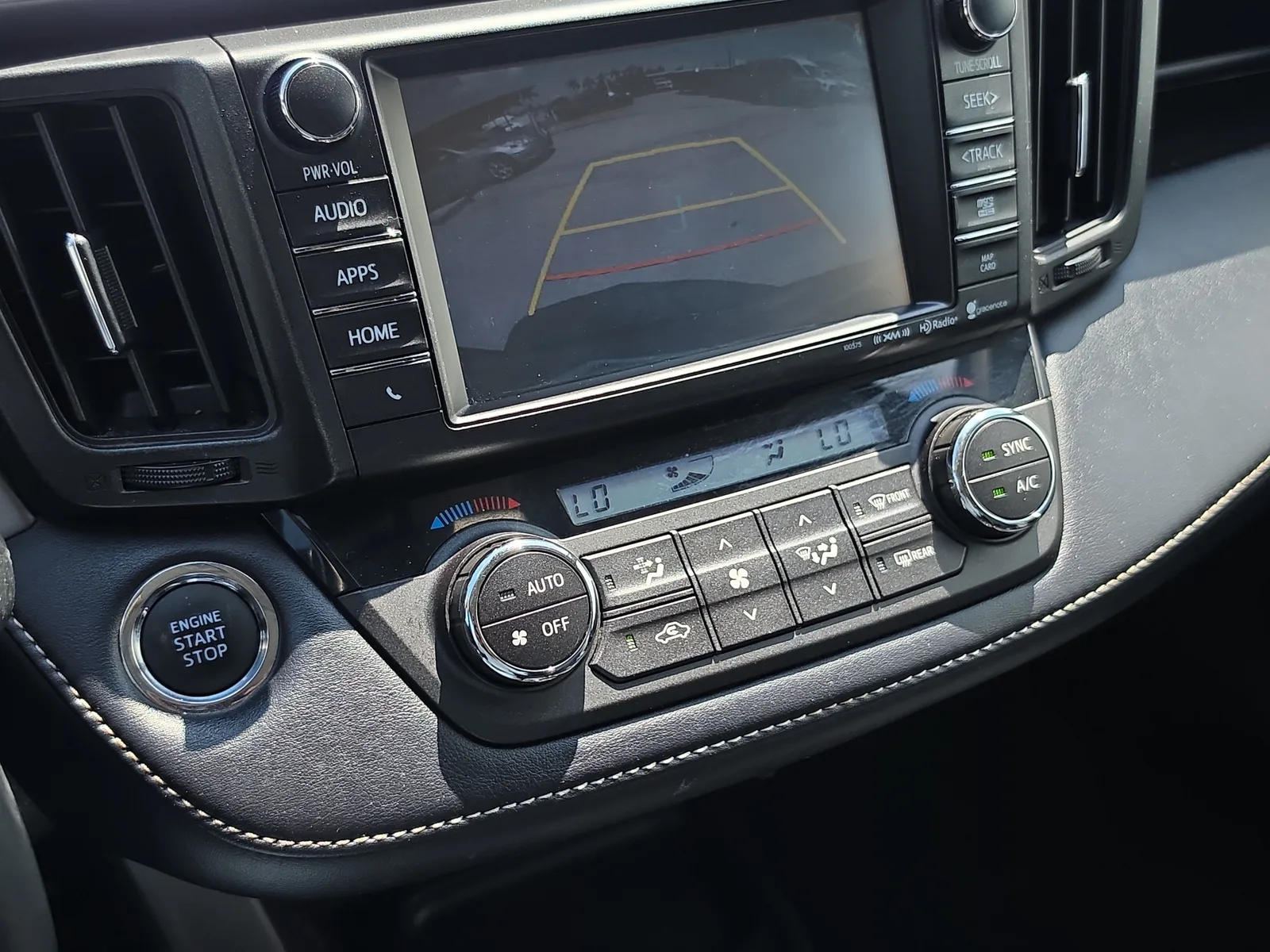 2017 Toyota RAV4 XLE photo 17