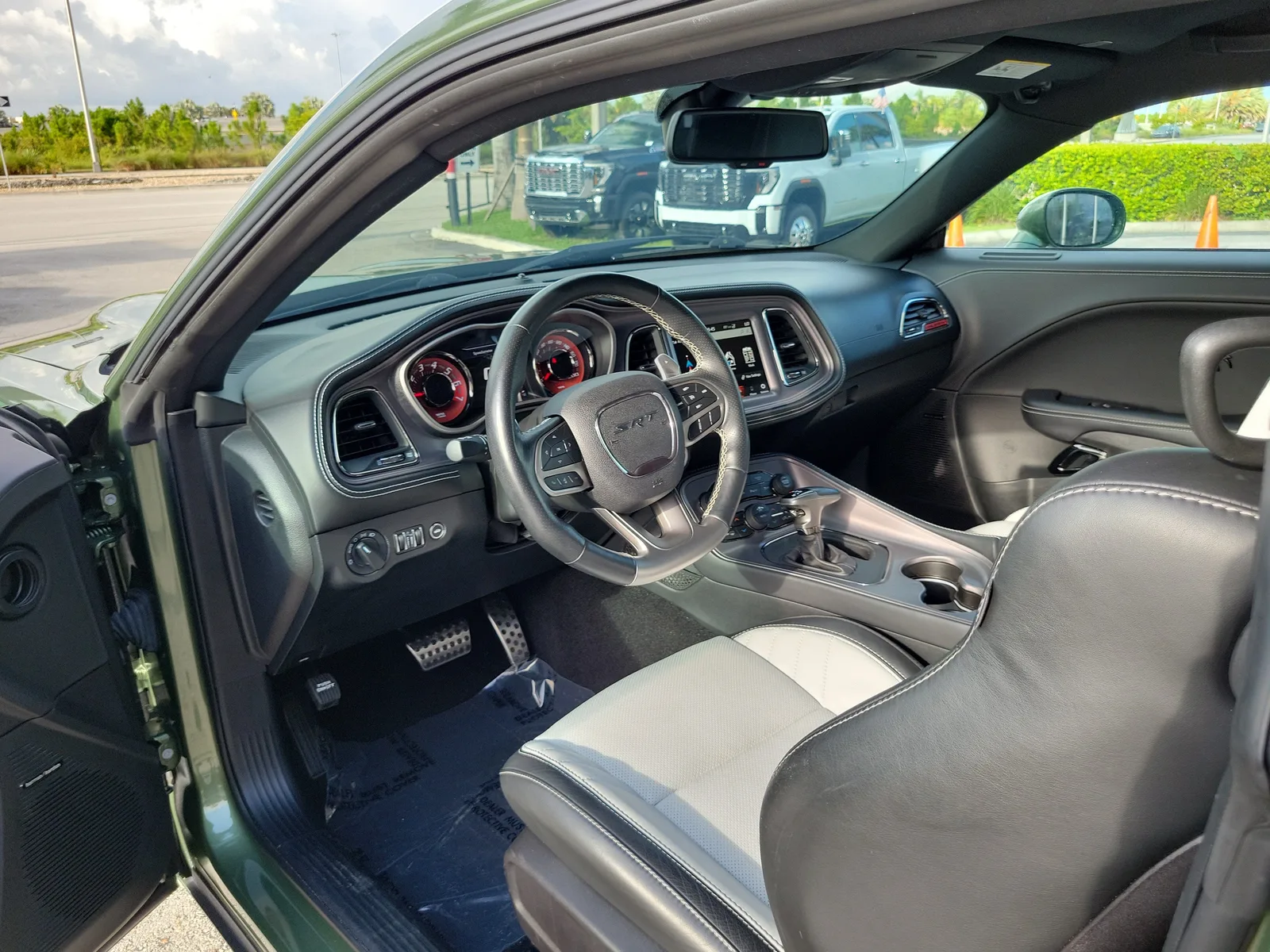 2023 Dodge Challenger SRT Hellcat Jailbreak photo 9