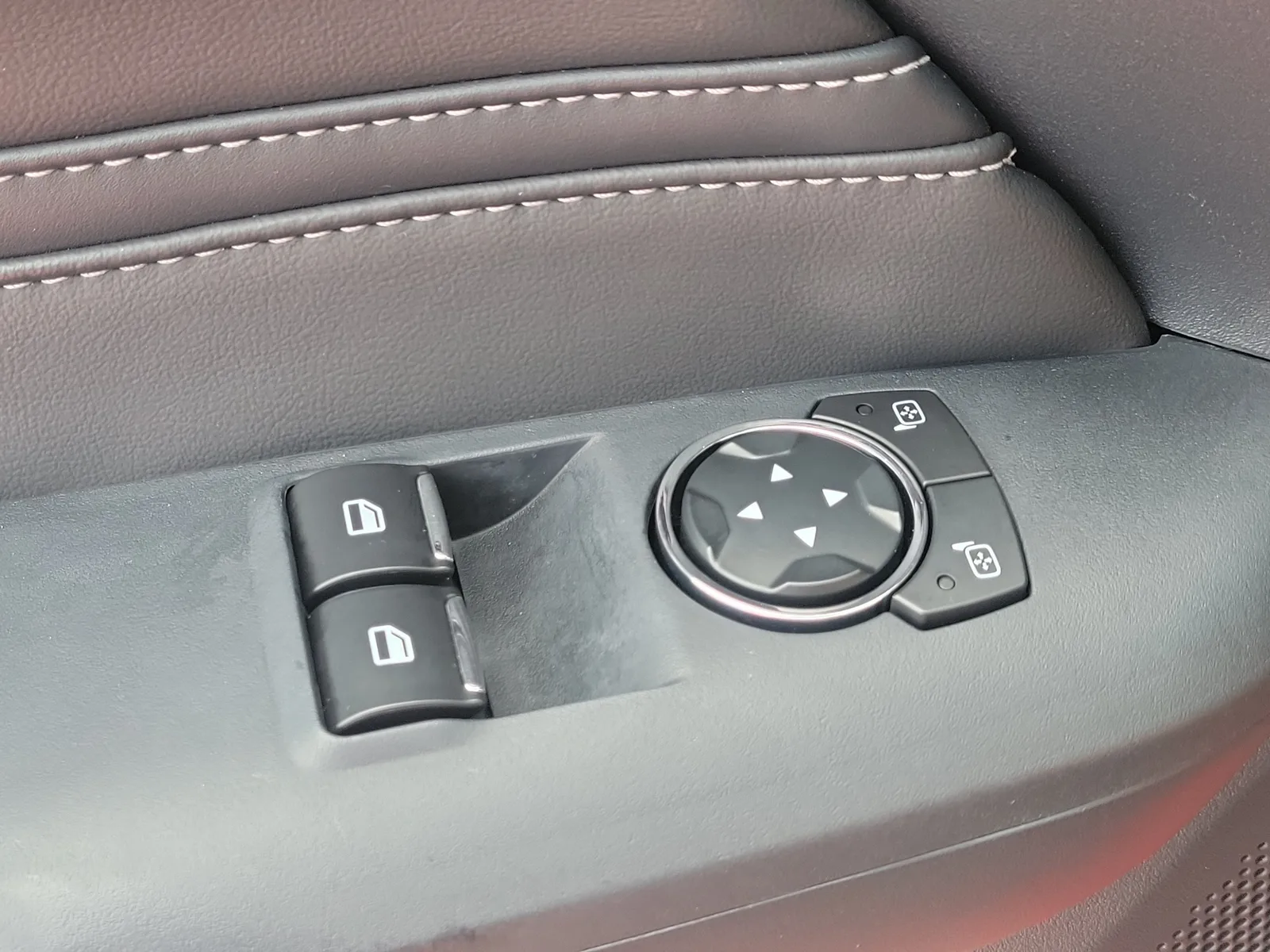 2024 Ford Mustang GT Premium photo 27