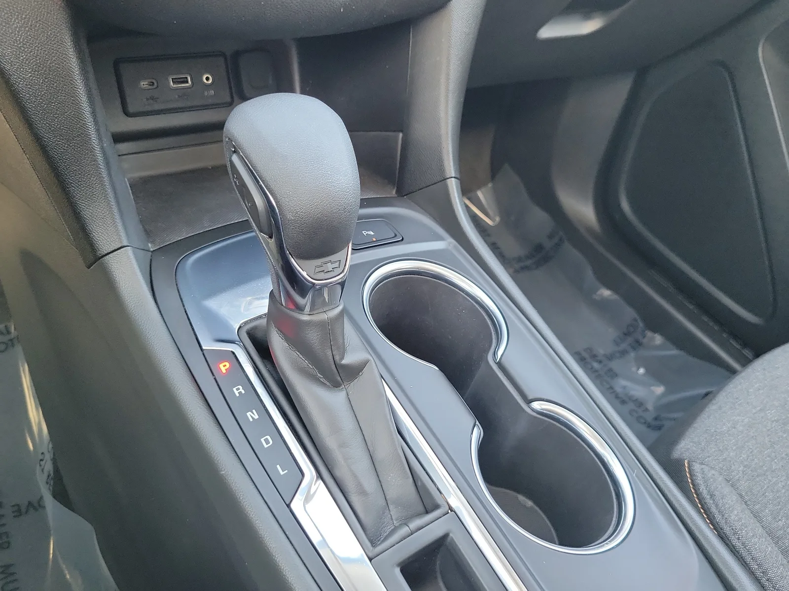 2023 Chevrolet Equinox LT photo 28