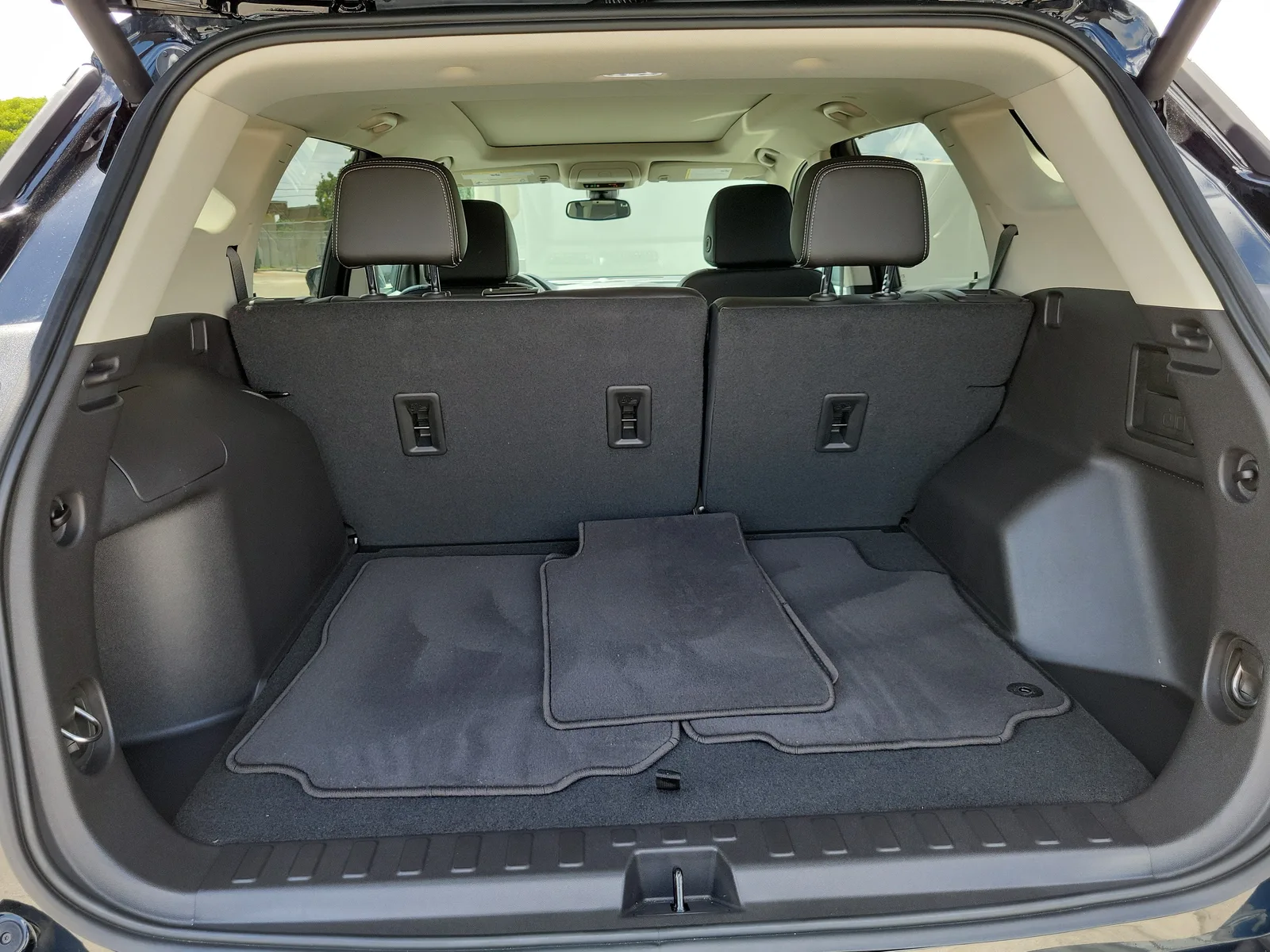 2024 GMC Terrain Denali 4WD photo 15