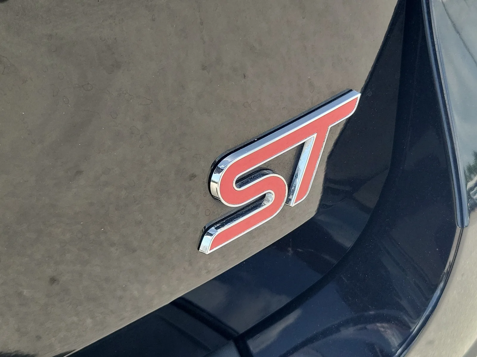 2021 Ford Explorer ST 4WD photo 32