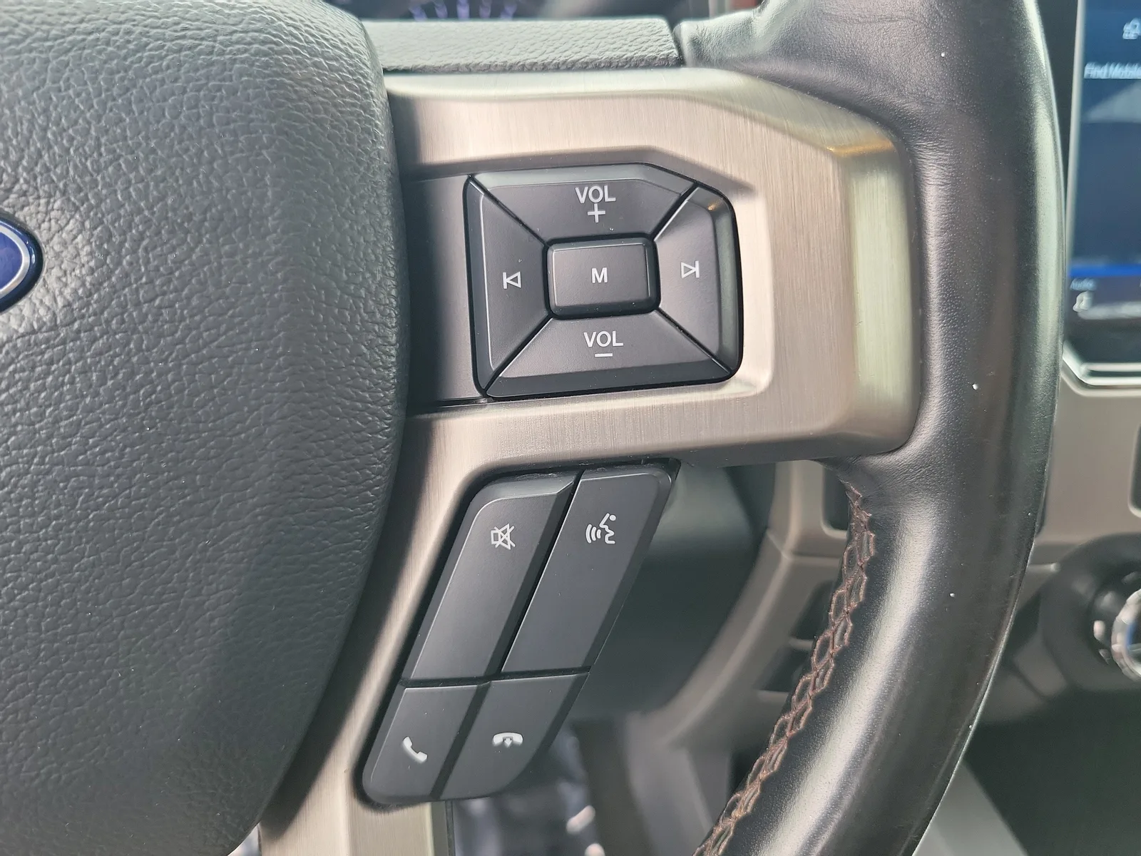 2022 Ford Super Duty F-350 SRW Platinum 4WD Diesel photo 20