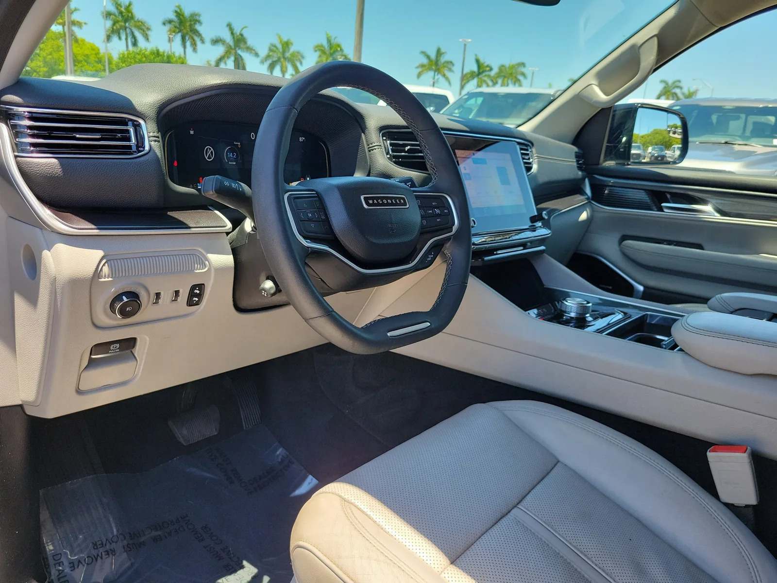 2023 Jeep Wagoneer Base photo 9