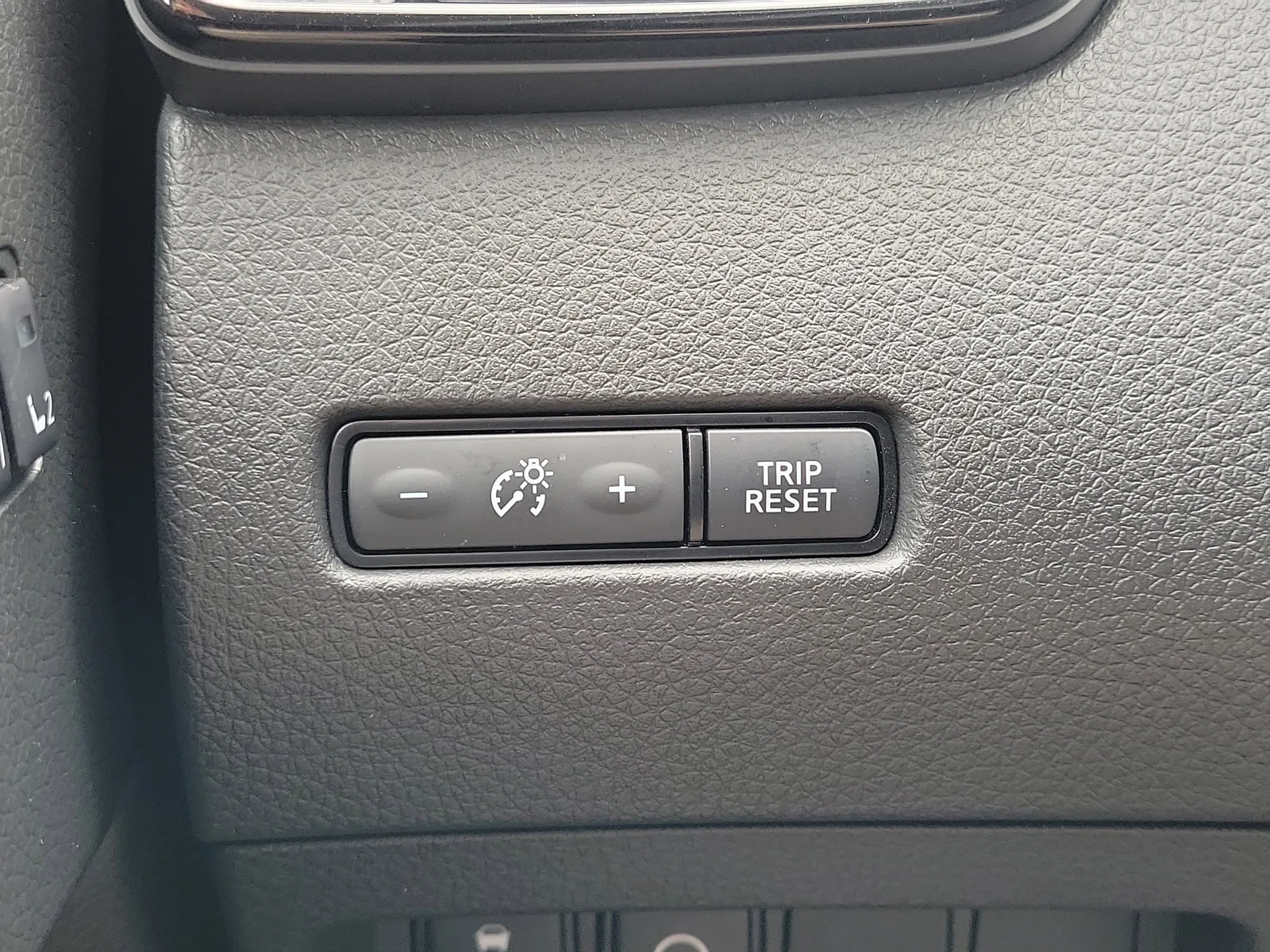 2022 Nissan Rogue Sport SL 4WD photo 25