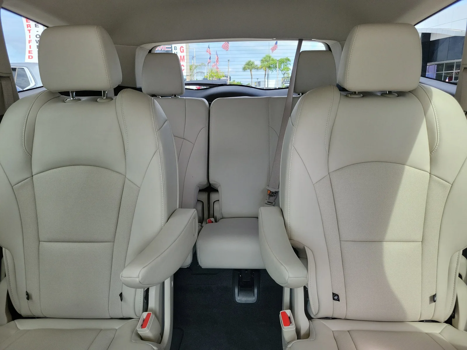 2024 Buick Enclave Essence photo 15