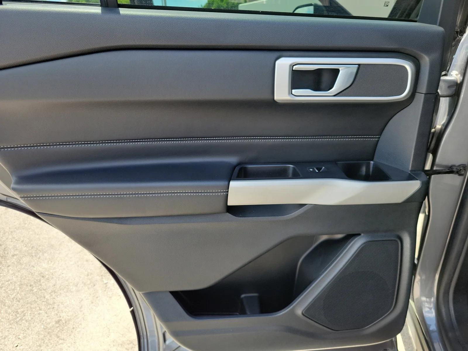 2022 Ford Explorer XLT photo 30