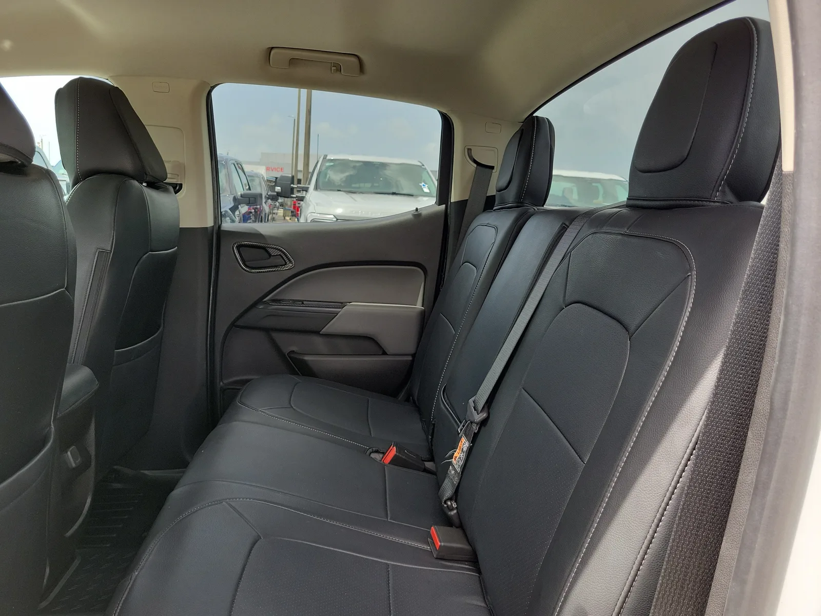 2018 Chevrolet Colorado 2WD Work Truck photo 13