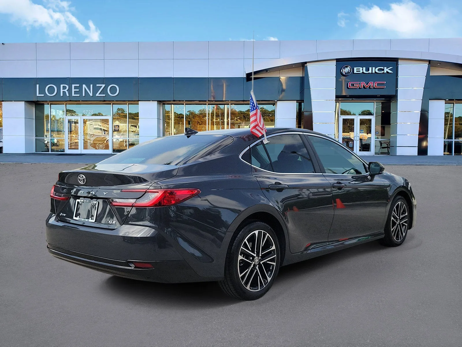 2026 Toyota Camry LE photo 5