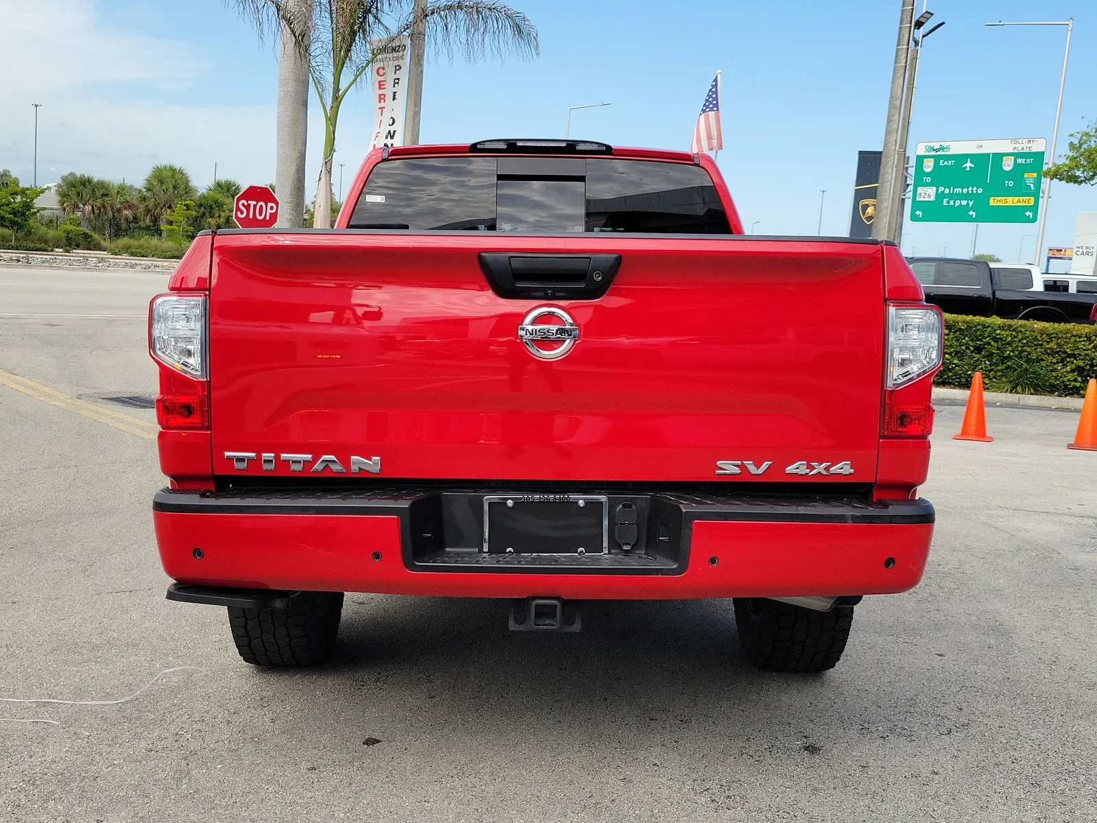 2021 Nissan Titan SV photo 6