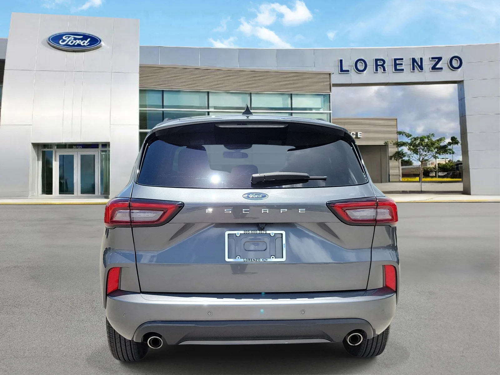 2024 Ford Escape ST-Line photo 6