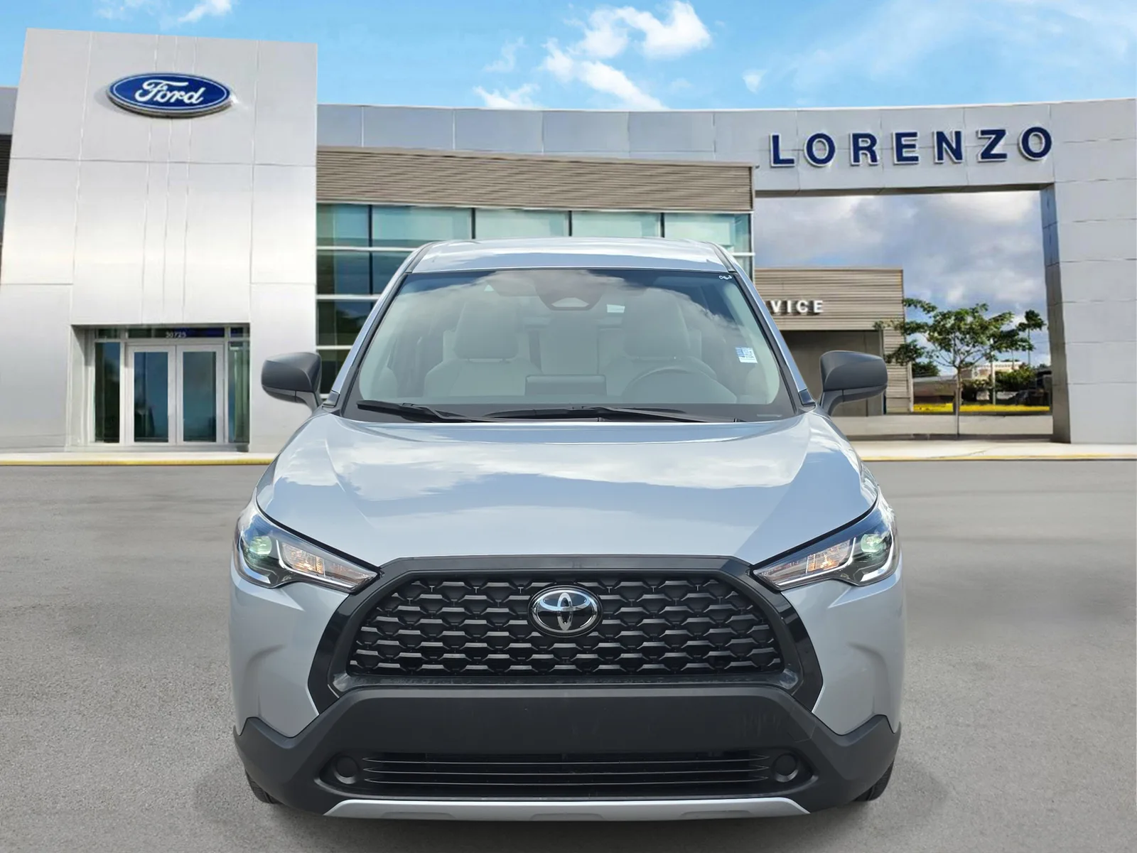 2025 Toyota Corolla Cross L photo 2