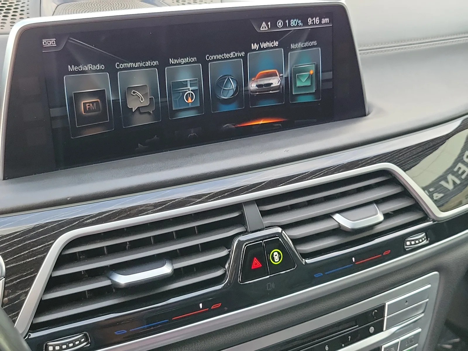 2017 BMW 7 Series 750i photo 22