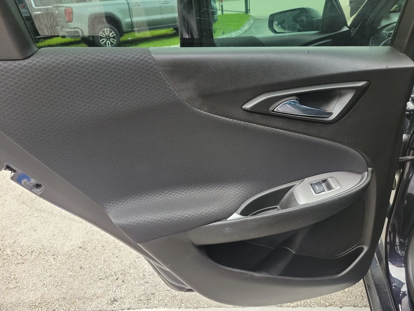 2023 Chevrolet Malibu LT photo 23