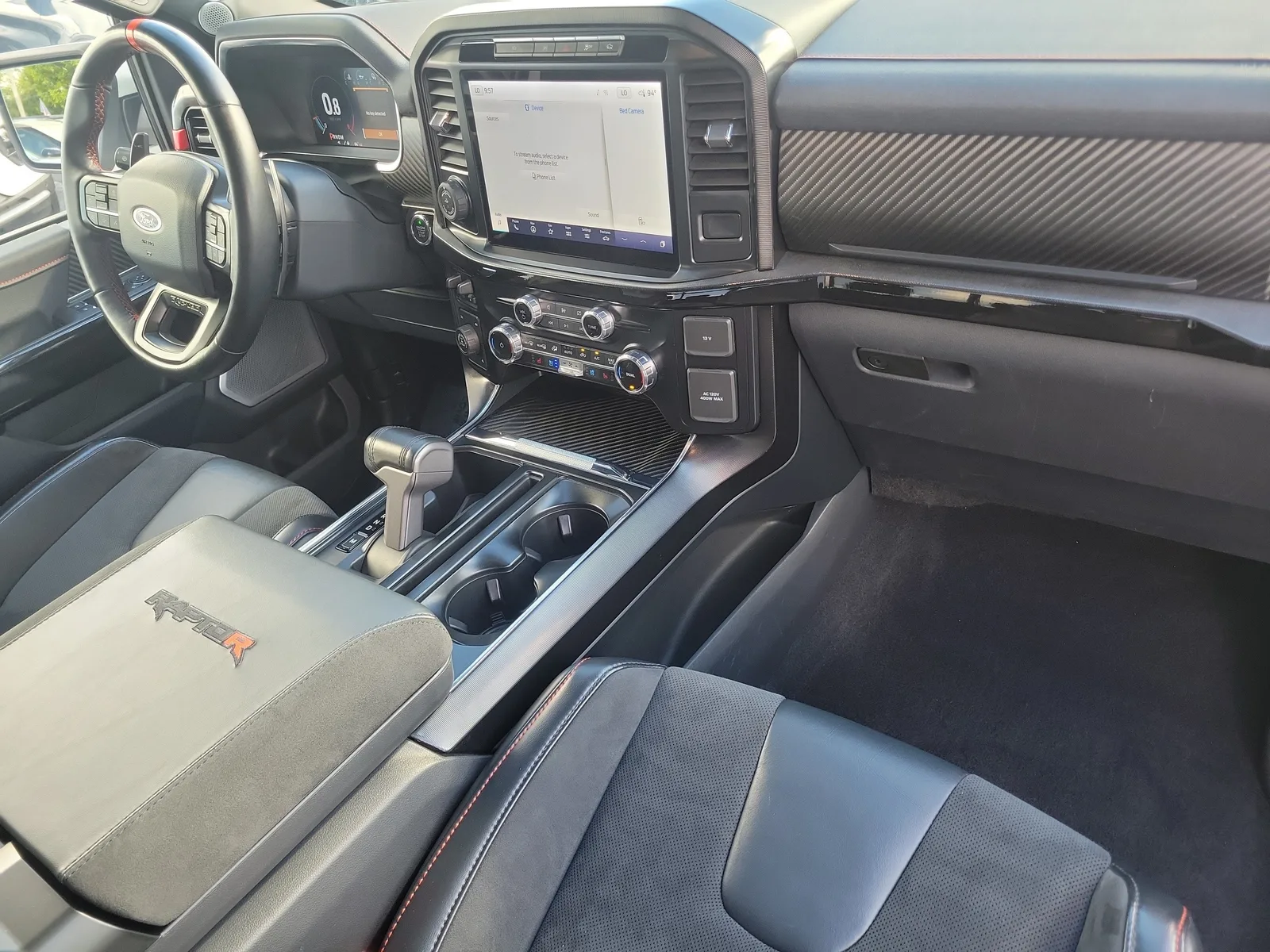2023 Ford F-150 Raptor 4WD photo 17