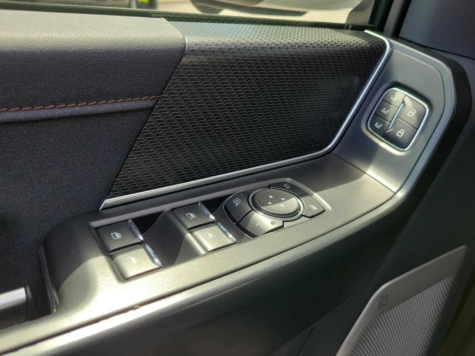 2022 Ford F-150 Raptor 4WD photo 26