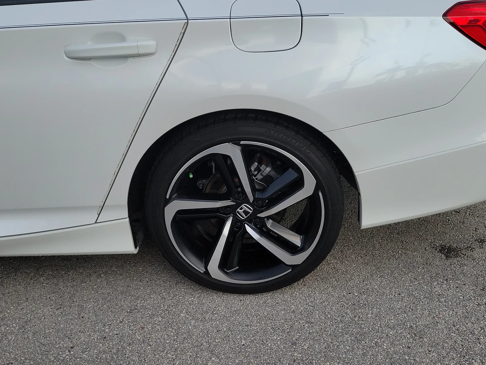 2021 Honda Accord Sedan Sport photo 23