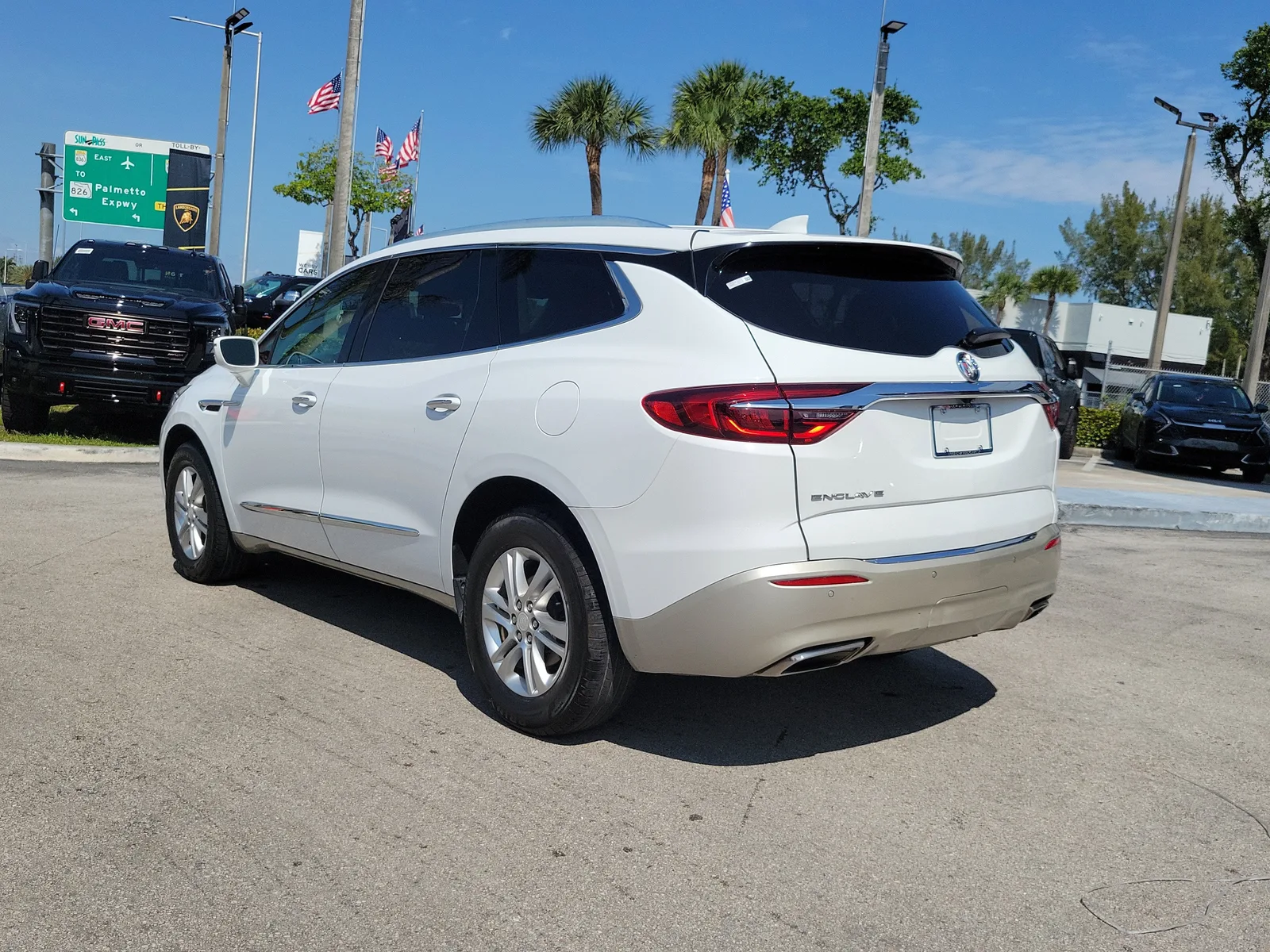 2020 Buick Enclave Essence photo 7