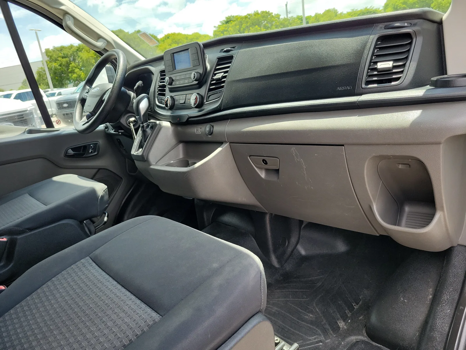 2024 Ford Transit Cargo Van Base photo 19