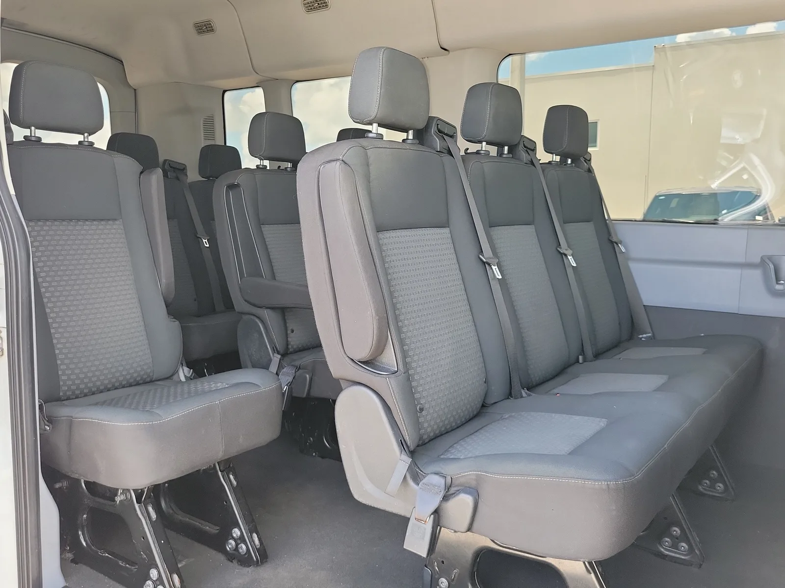 2016 Ford Transit Wagon XL photo 12