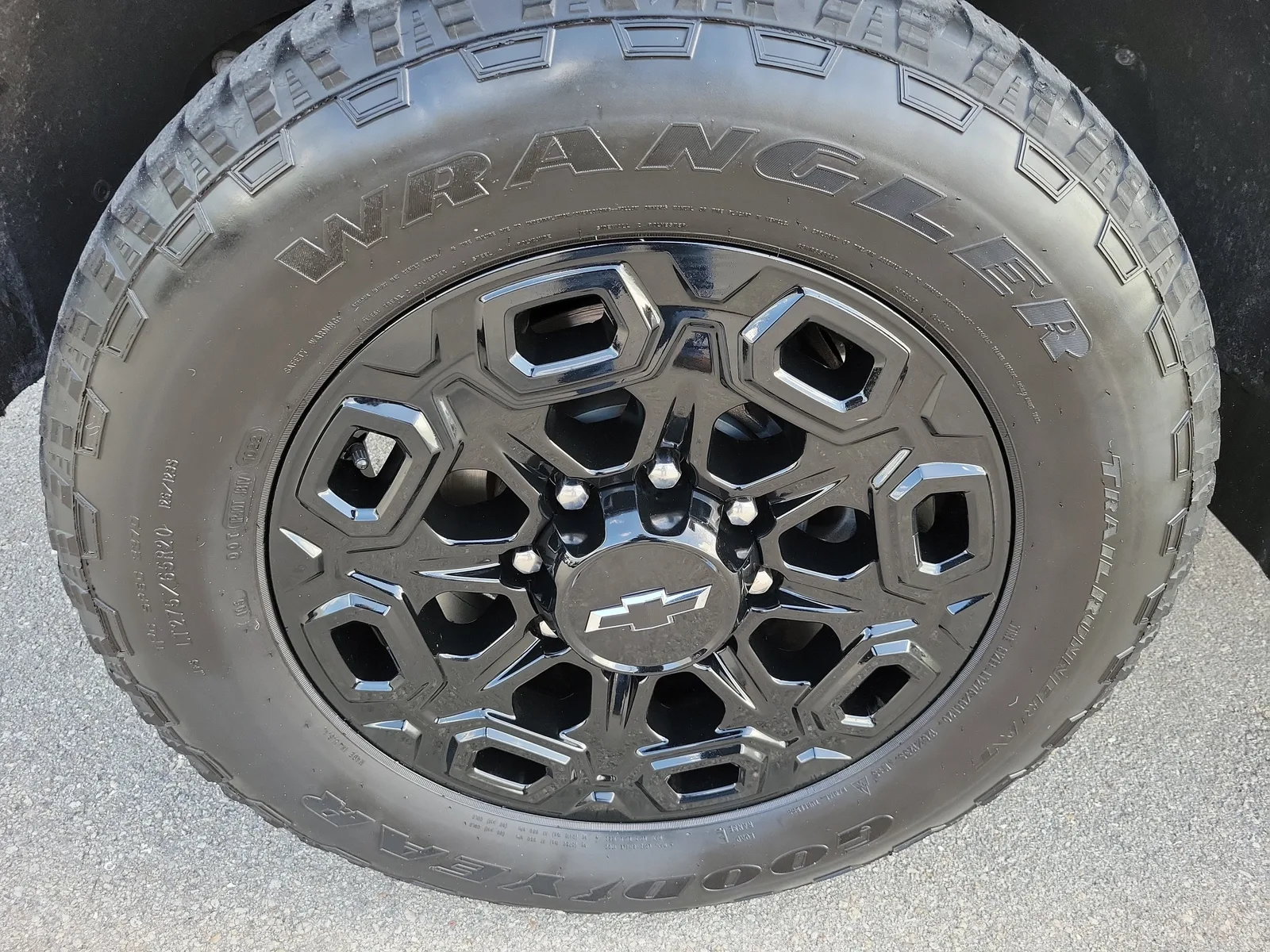 2022 Chevrolet Silverado 2500HD LTZ 4WD Diesel photo 9