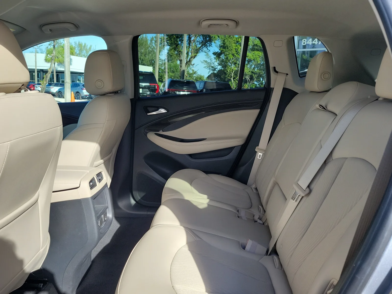 2020 Buick Envision Preferred photo 13