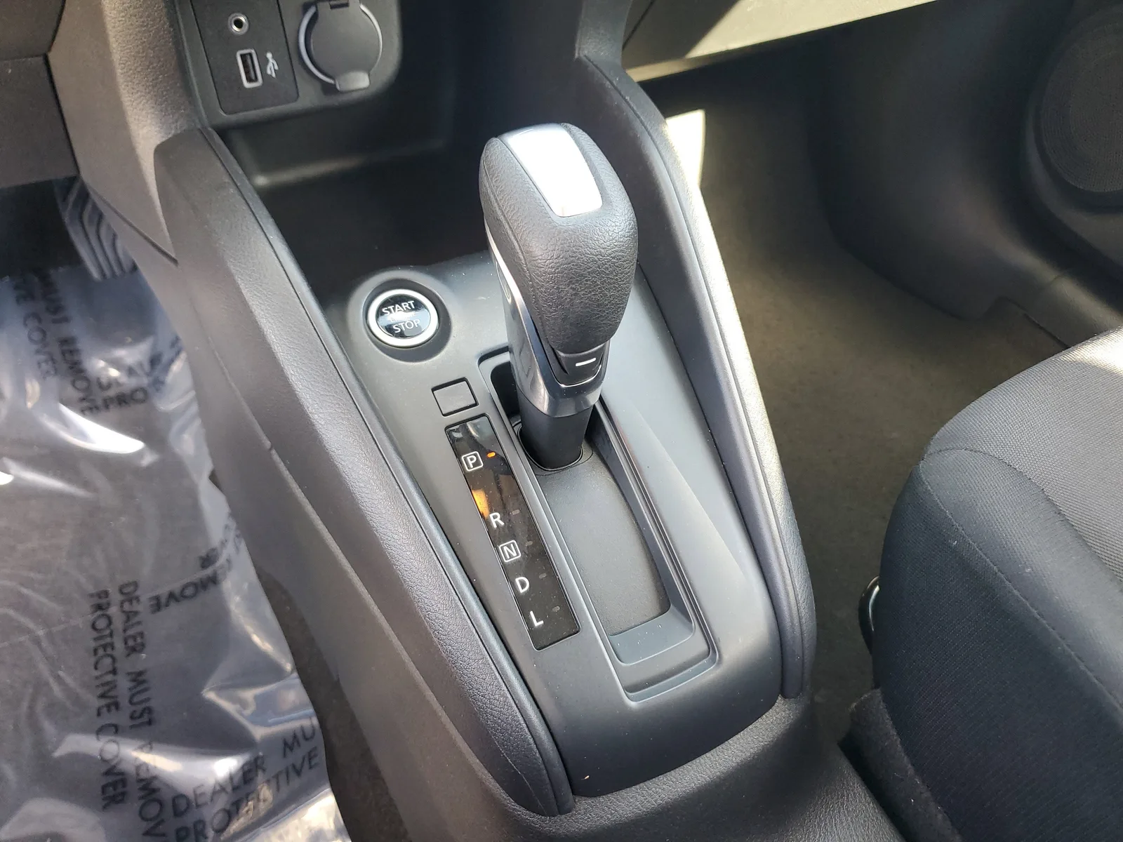 2023 Nissan Kicks S photo 24