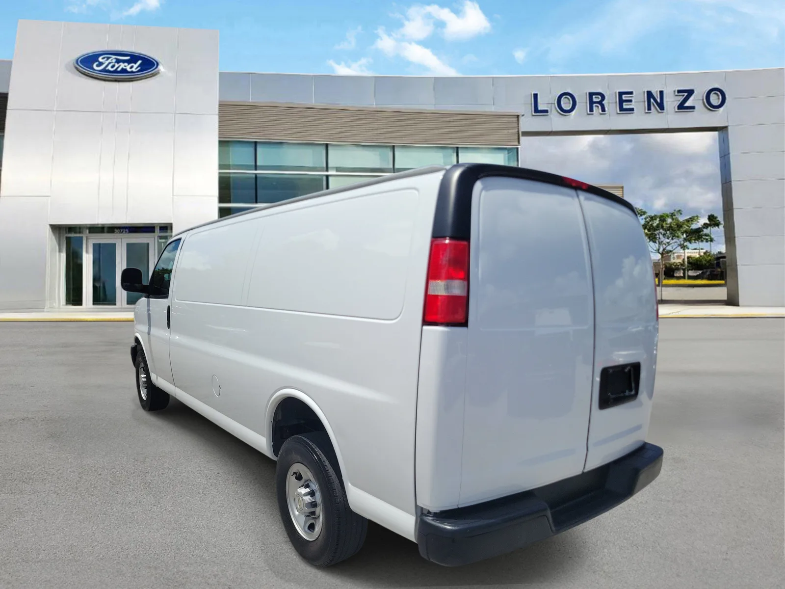 2023 Chevrolet Express Cargo Van Work Van photo 7
