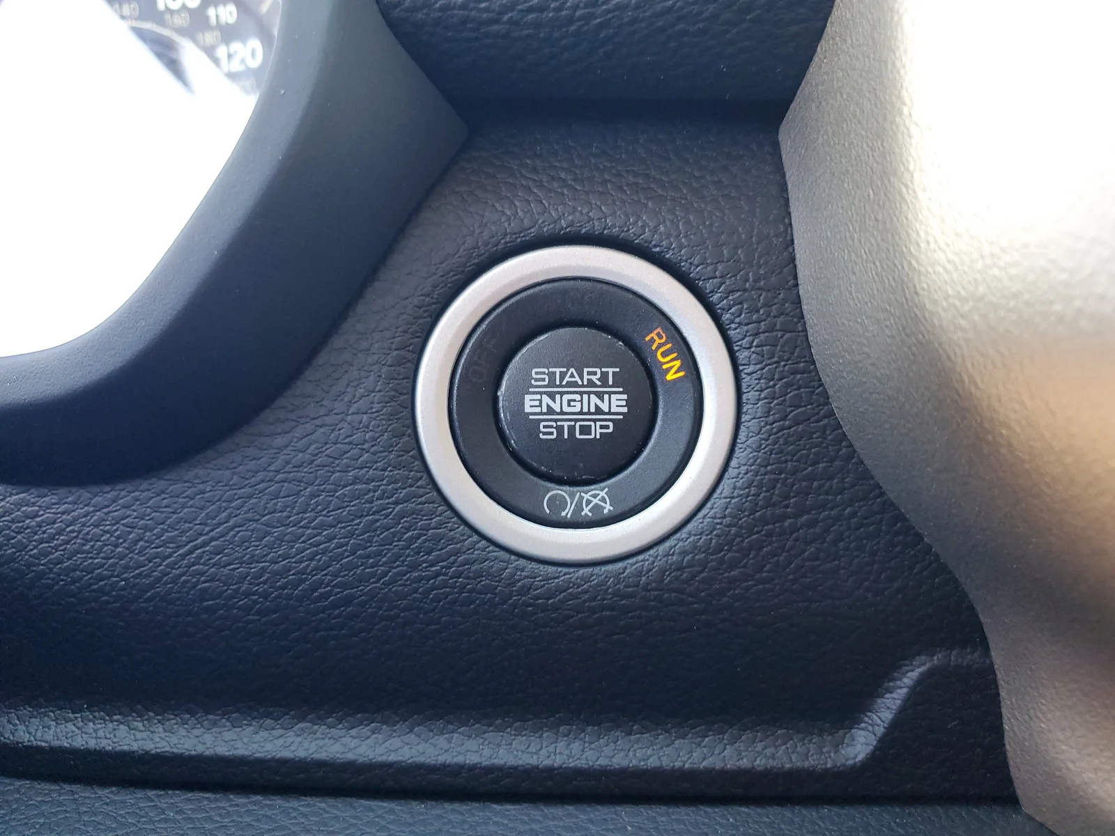 2024 RAM 2500 Laramie 4WD Diesel photo 23