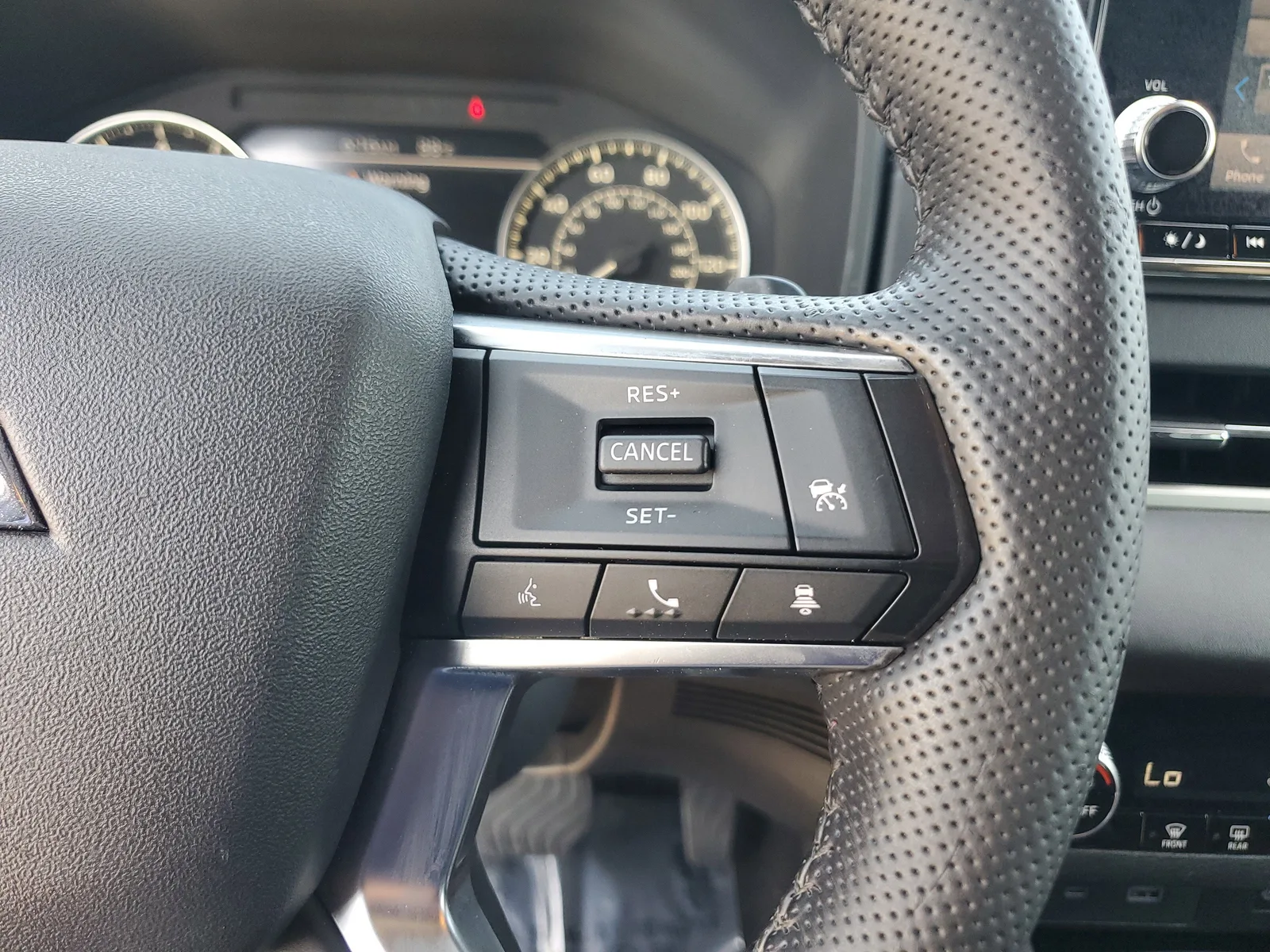 2022 Mitsubishi Outlander Black Edition photo 23