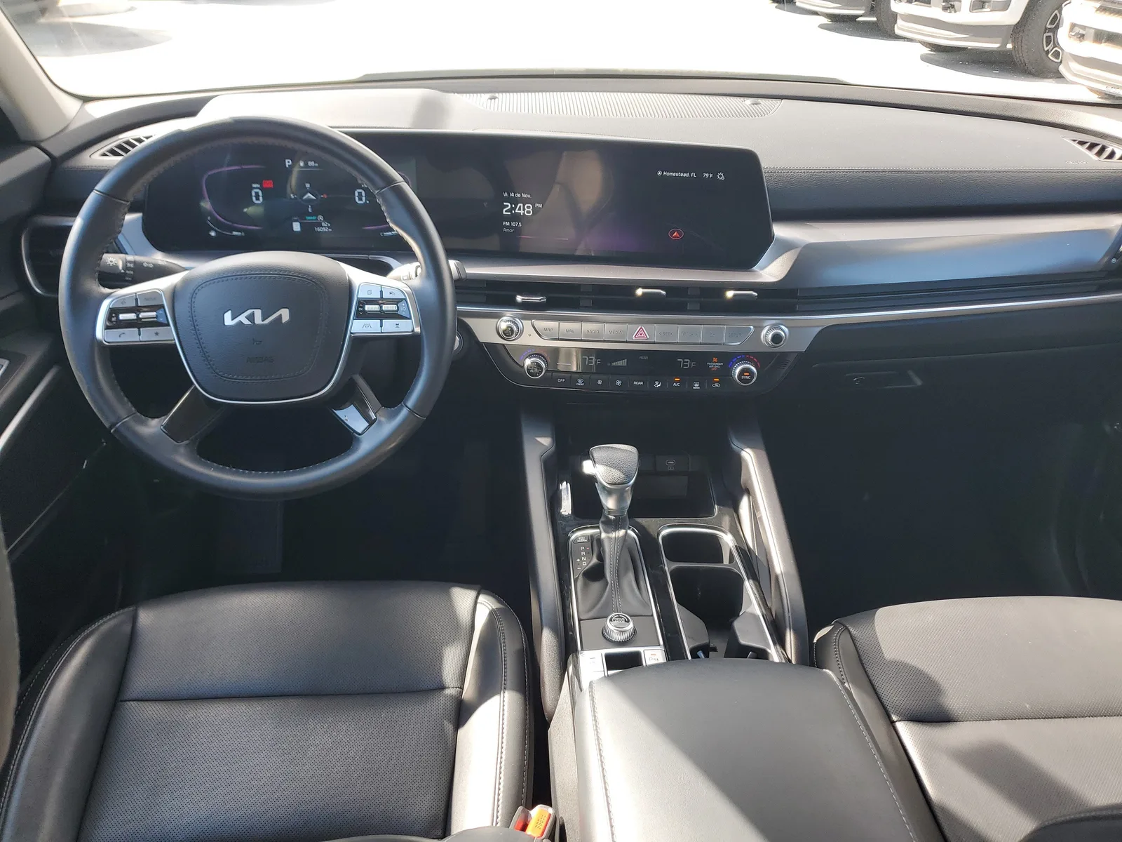 2024 Kia Telluride LX photo 15