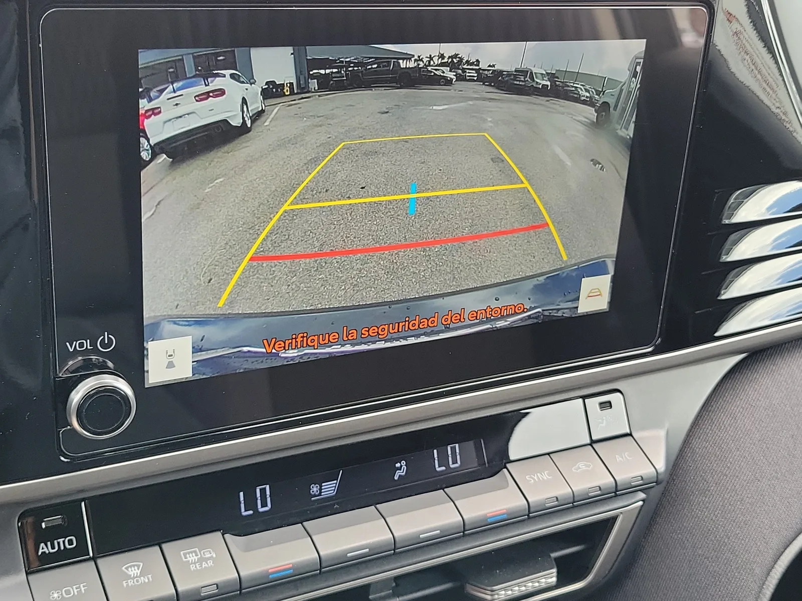 2025 Toyota Camry LE photo 9