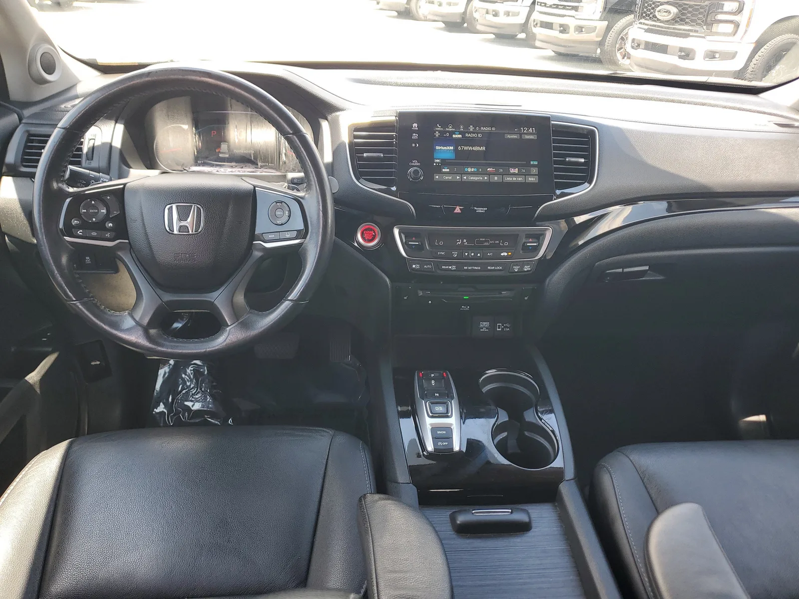 2022 Honda Pilot Touring 7-Passenger photo 19