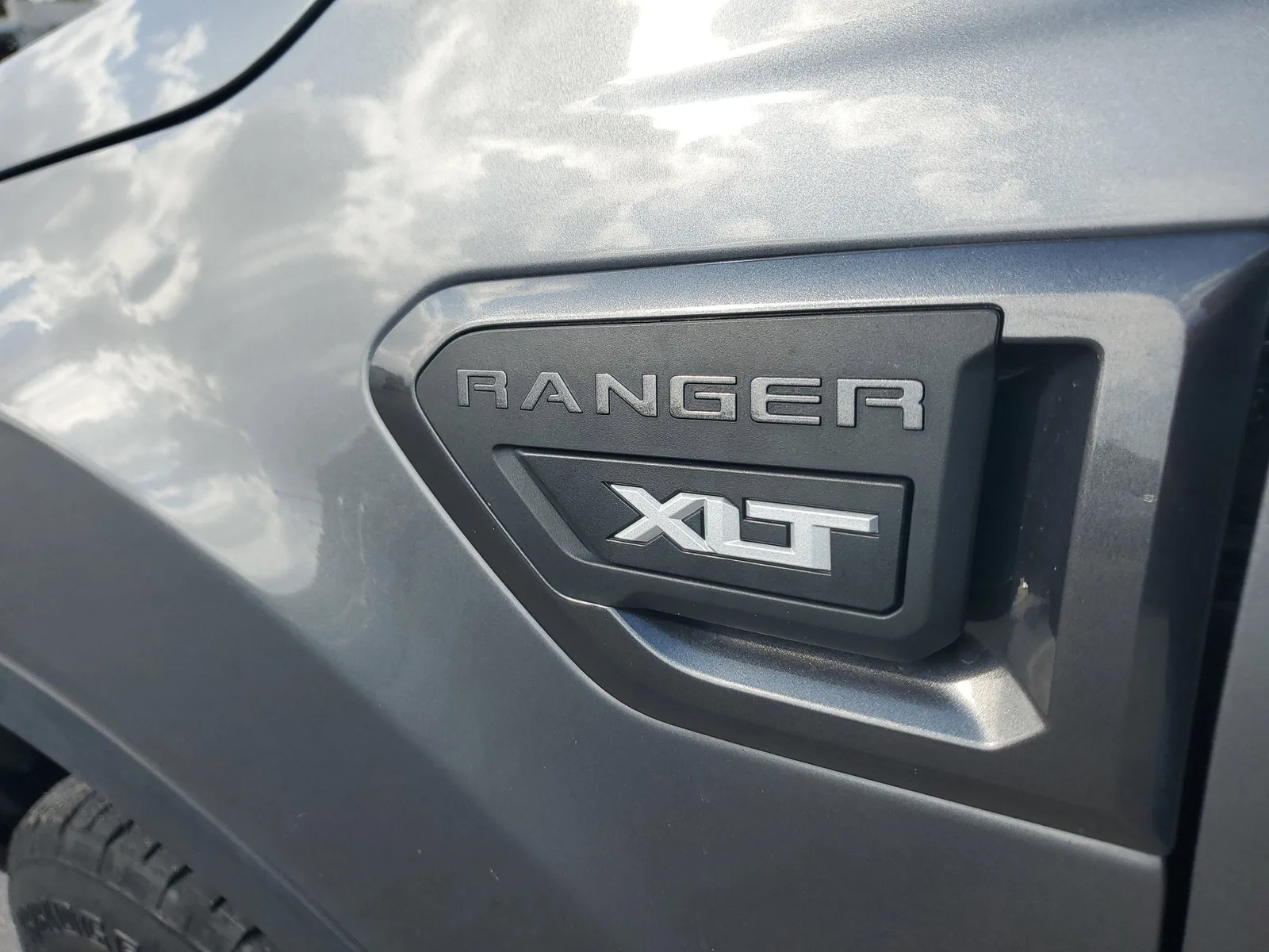 2023 Ford Ranger XLT 4WD photo 28