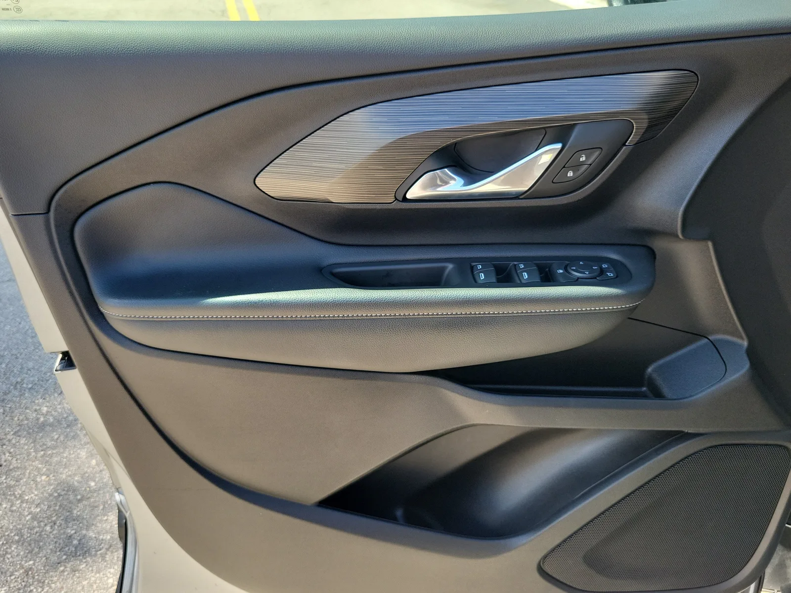 2024 GMC Terrain SLE photo 22