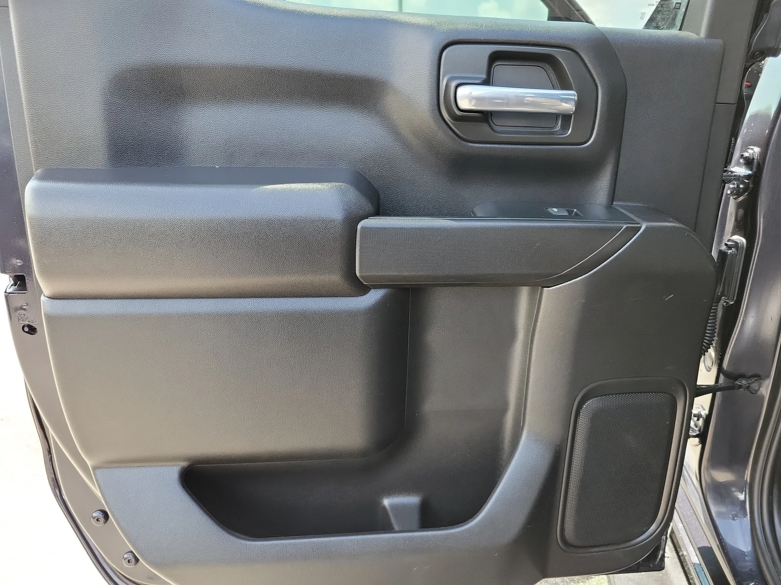 2023 Chevrolet Silverado 1500 Custom photo 27