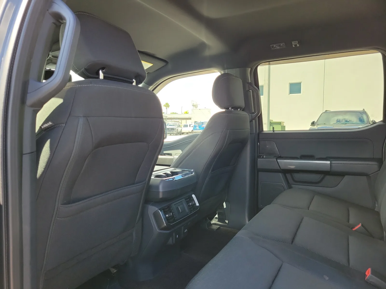 2021 Ford F-150 XLT 4WD photo 17