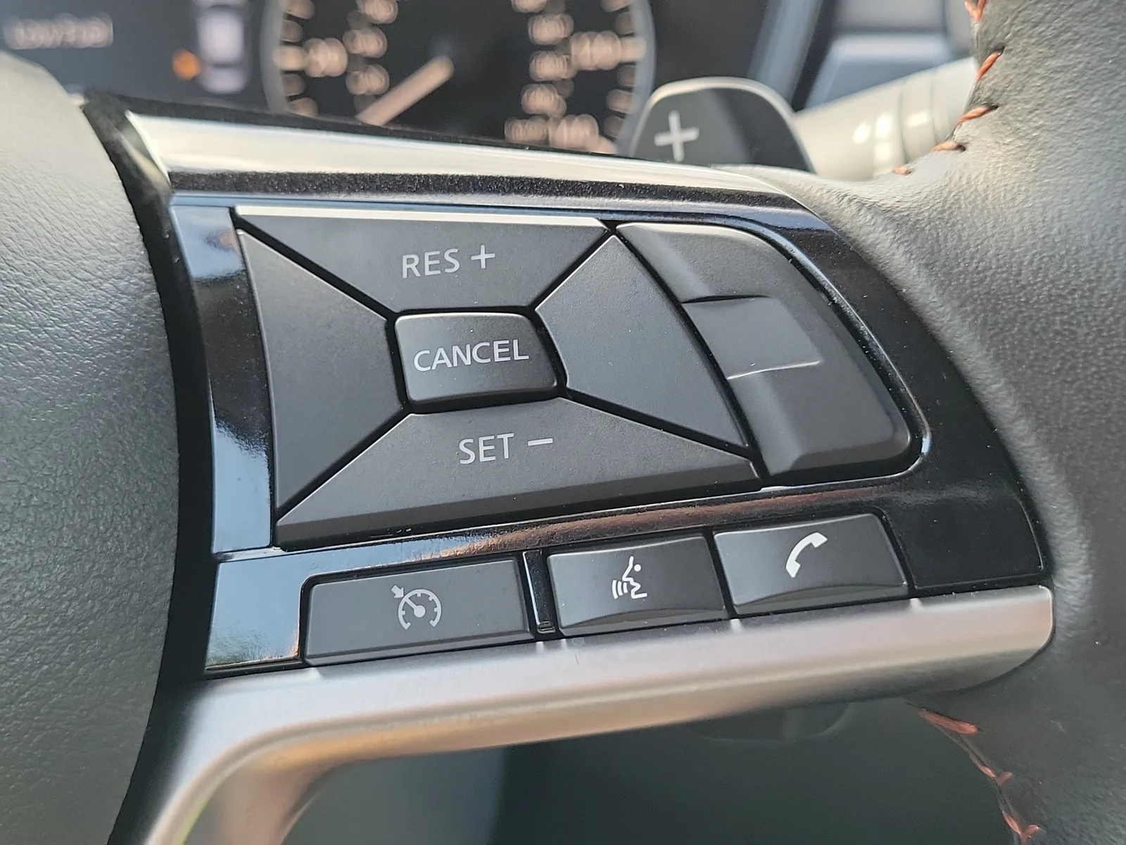 2024 Nissan Altima 2.5 SR photo 21