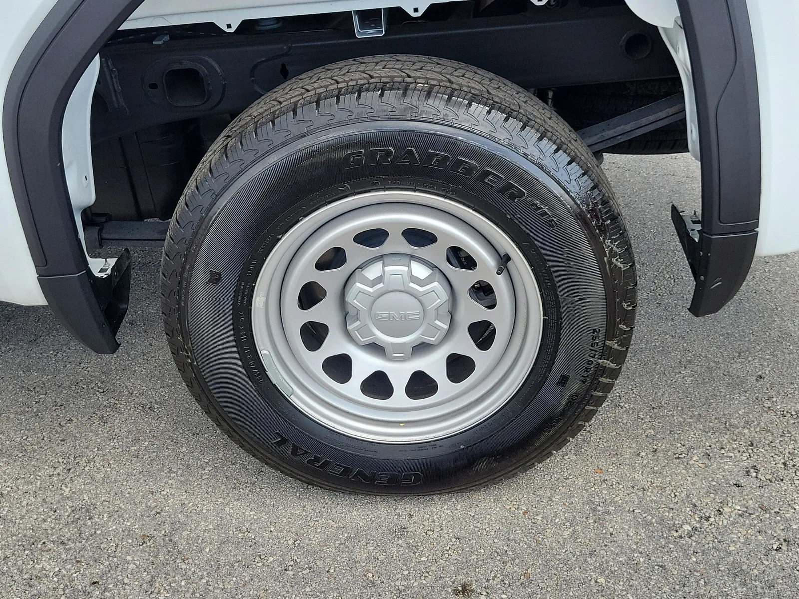 2025 GMC Sierra 1500 Pro photo 25