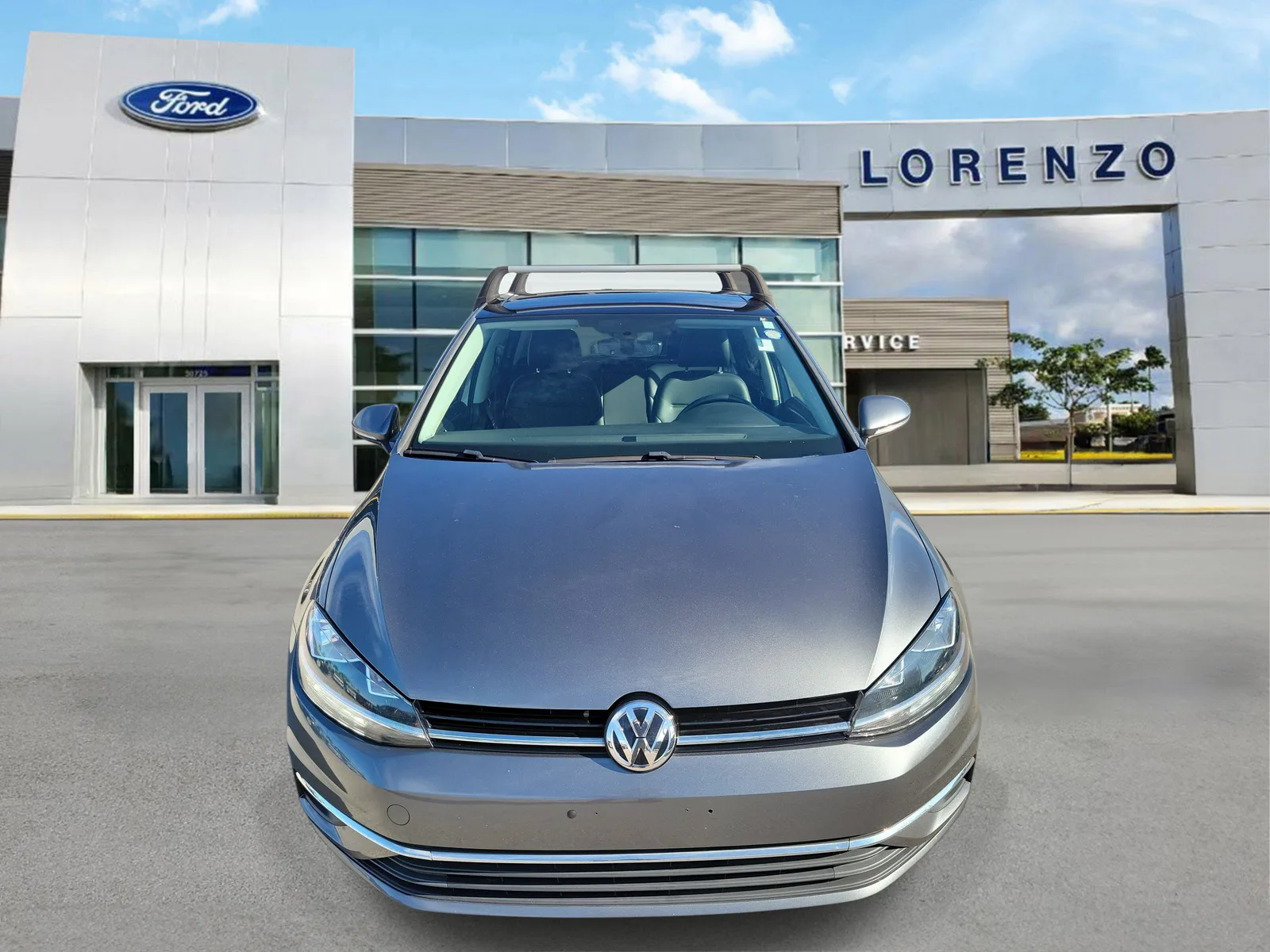 2020 Volkswagen Golf TSI photo 2
