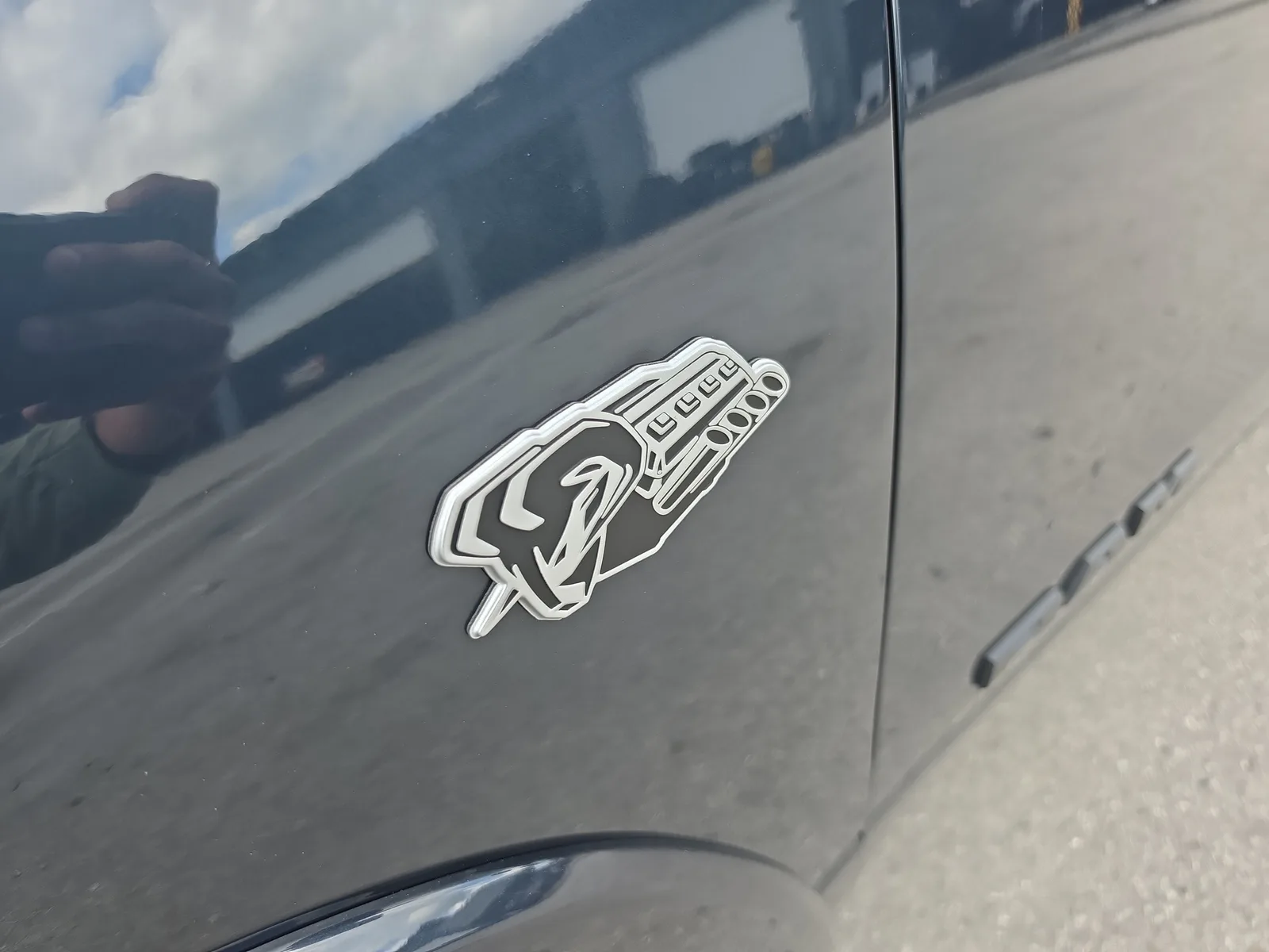 2026 RAM 1500 Laramie 4WD photo 25