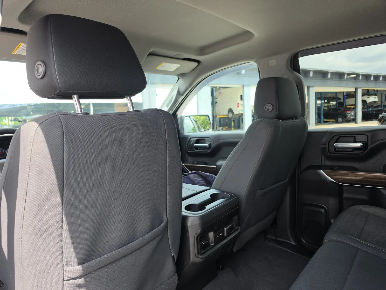 2021 Chevrolet Silverado 1500 LT Trail Boss 4WD photo 12
