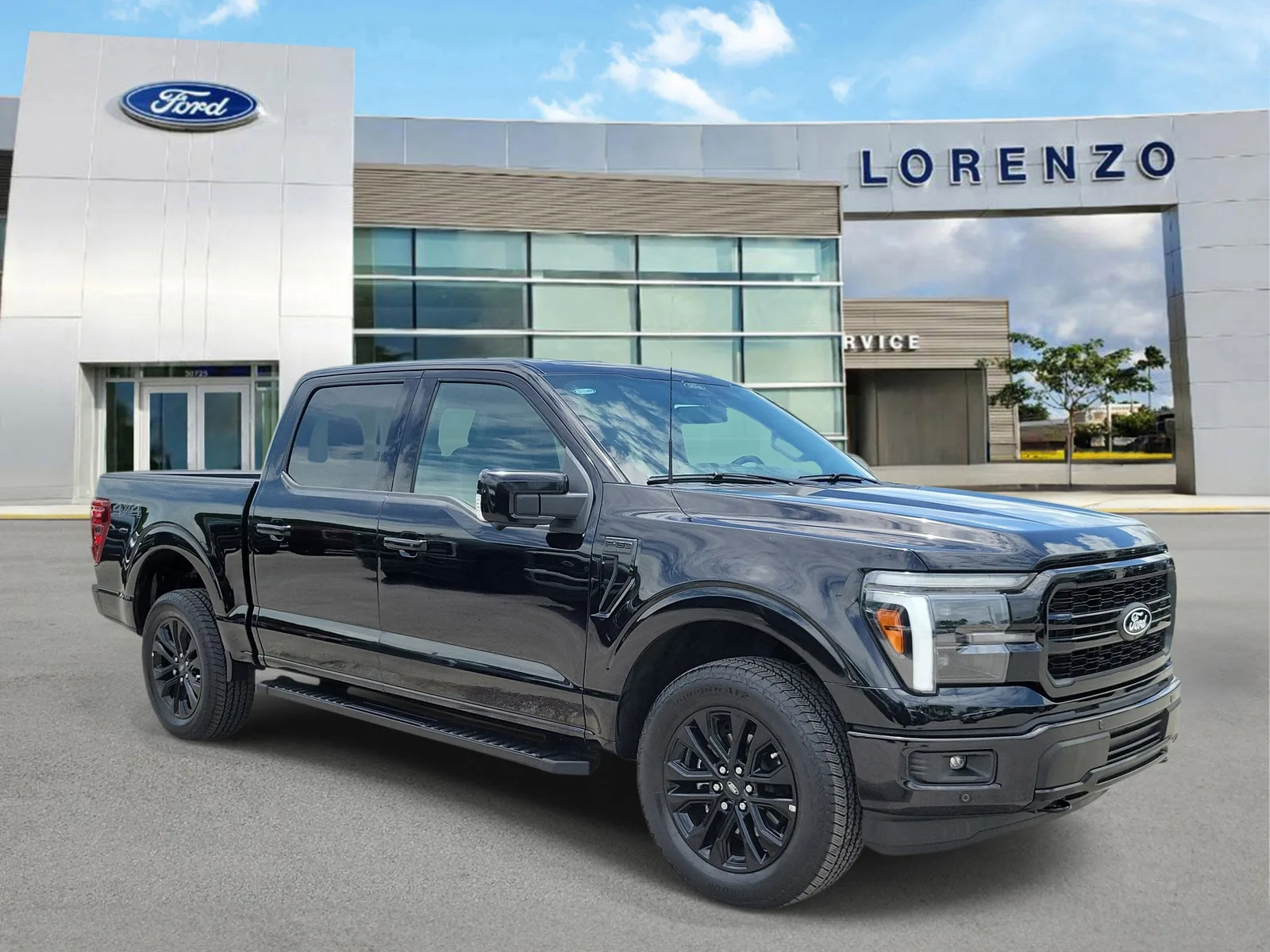 2025 Ford F-150 LARIAT 4WD photo 3
