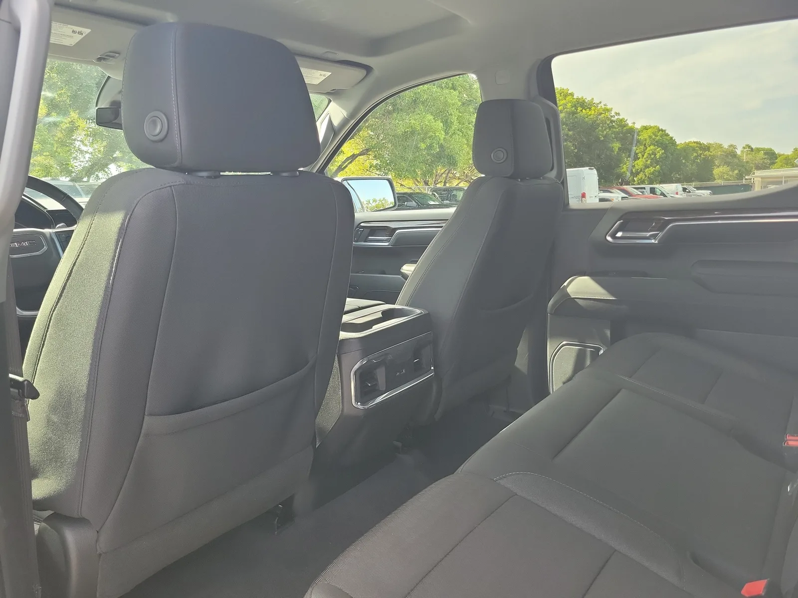 2023 GMC Sierra 1500 Elevation photo 12