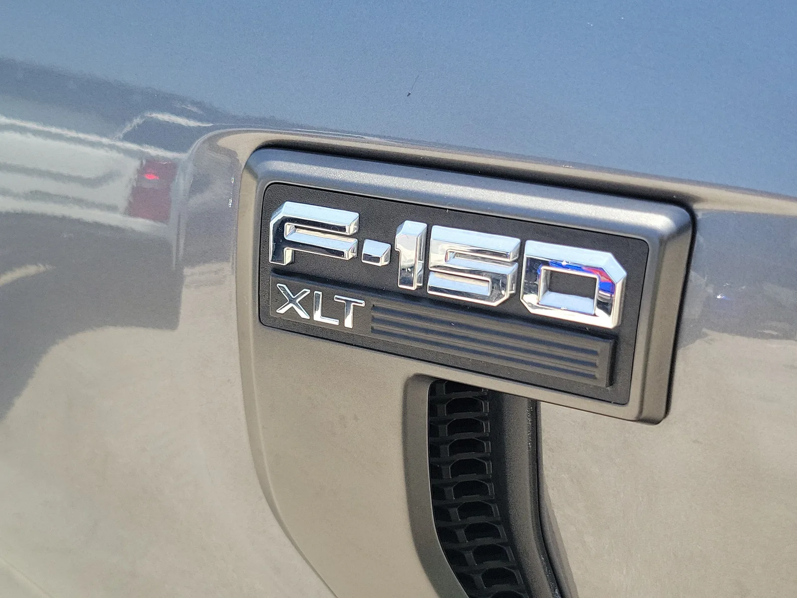 2023 Ford F-150 XLT 4WD photo 31
