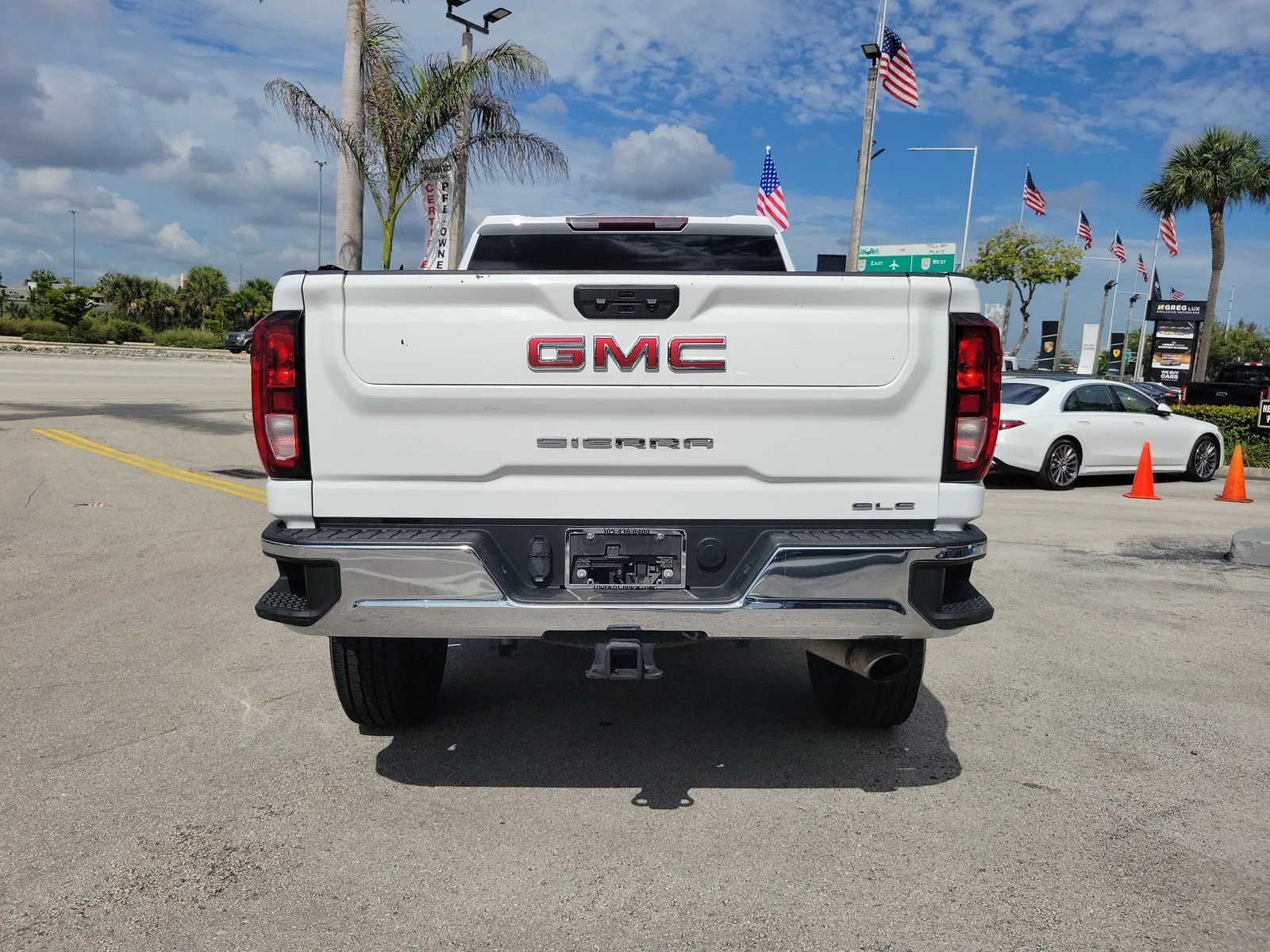 2022 GMC Sierra 2500 HD SLE photo 6
